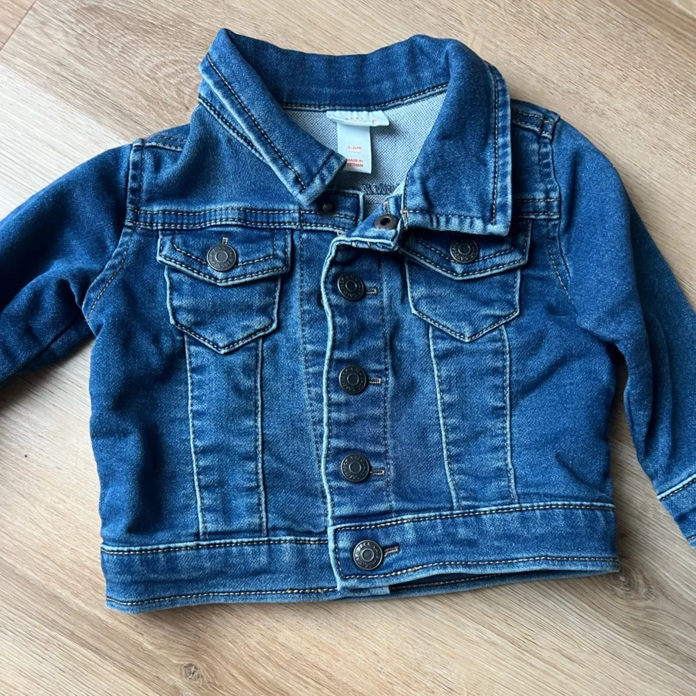 Cat & Jack Blue Denim and Cream Knit Kids Jackets - Picture 3 of 3